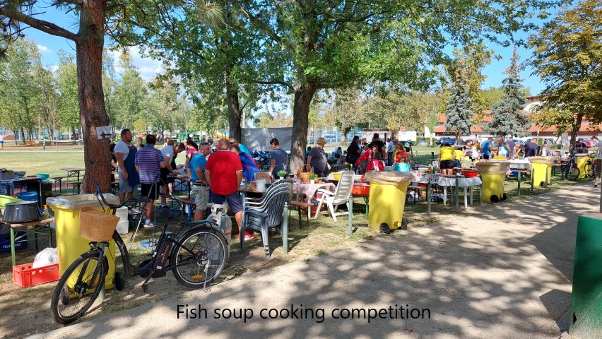 Fish soup cooking competition